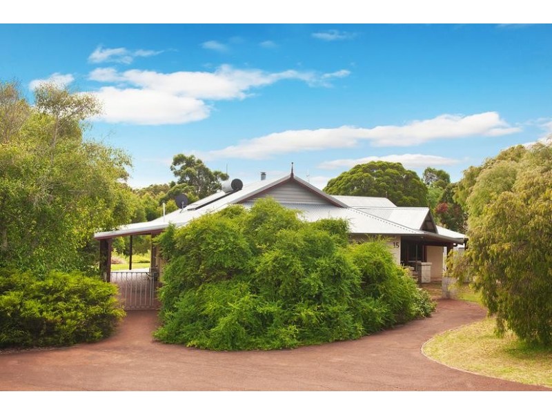 15 Duggan Drive, Cowaramup WA 6284