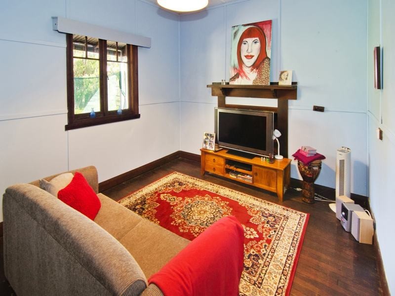 7 Hall Road, Cowaramup WA 6284