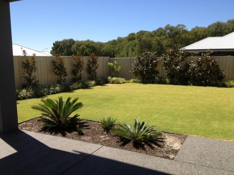 25 Flinders Crescent, Busselton WA 6280