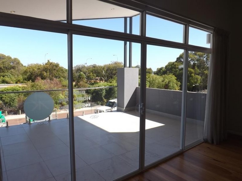 25 Flinders Crescent, Busselton WA 6280