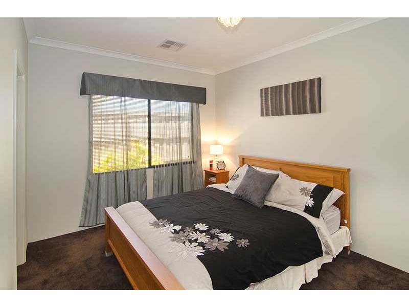 16 Hudsbeth Way, Margaret River WA 6285