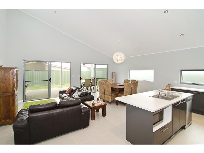 14 Morelia Parade, Margaret River WA 6285