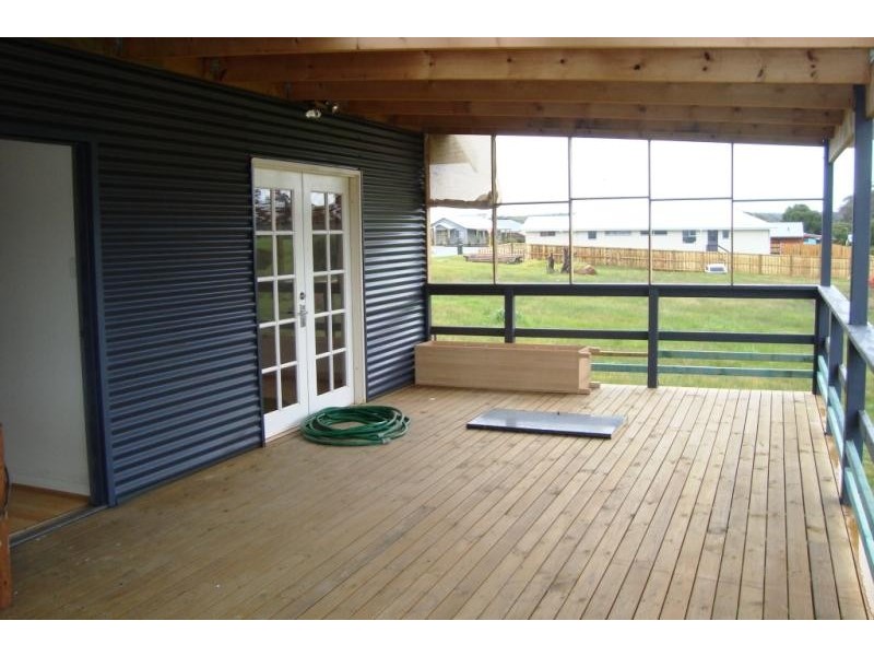 12 Charles Hine Avenue, Margaret River WA 6285