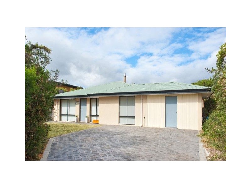 33 Marmaduke Point Road, Gnarabup WA 6285