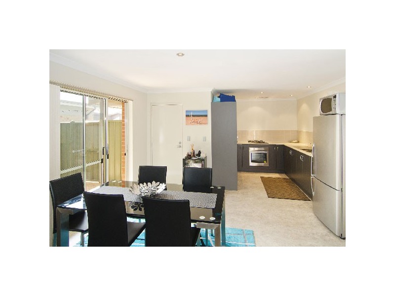 3/6 Westringia Loop, Margaret River WA 6285