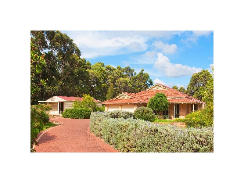 20 Cypress Avenue, Margaret River WA 6285