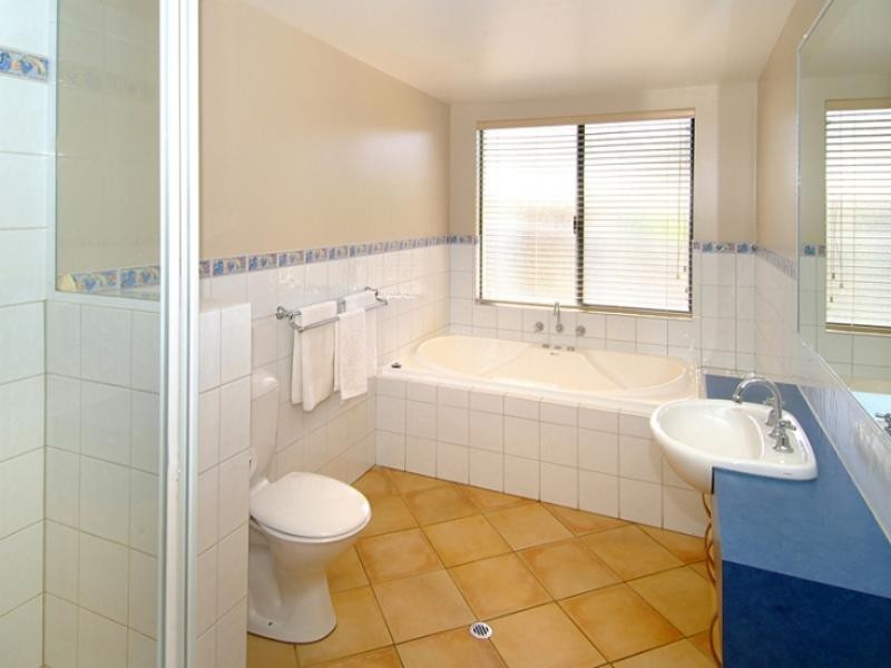 12 Narda Avenue, Prevelly WA 6285