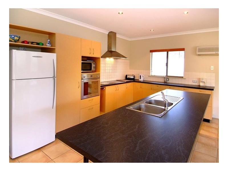 12 Narda Avenue, Prevelly WA 6285