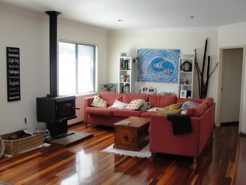 4 Lions Drive, Cowaramup WA 6284