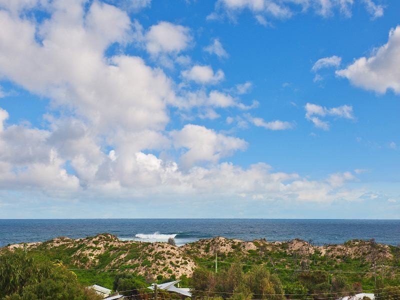 16 Wooredah Crescent, Prevelly WA 6285