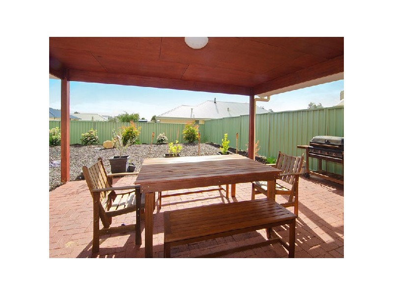 1/14 Olearia Crescent, Margaret River WA 6285