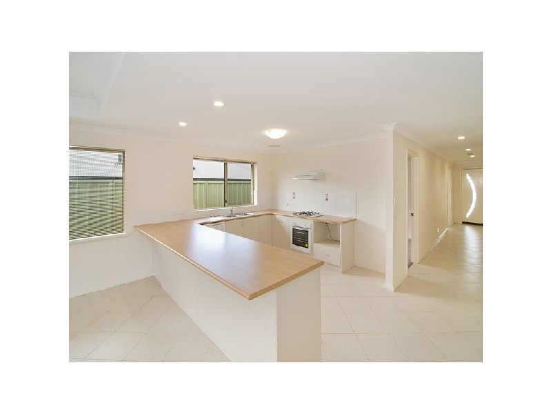 2/14 Olearia Crescent, Margaret River WA 6285