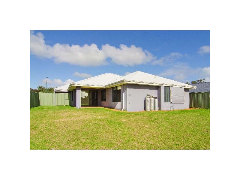 33 Bottlebrush Drive, Margaret River WA 6285