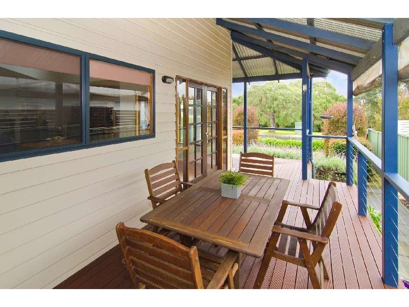 16 Brookfield Avenue, Margaret River WA 6285