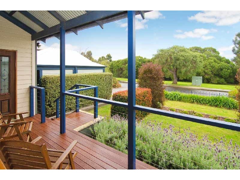 16 Brookfield Avenue, Margaret River WA 6285