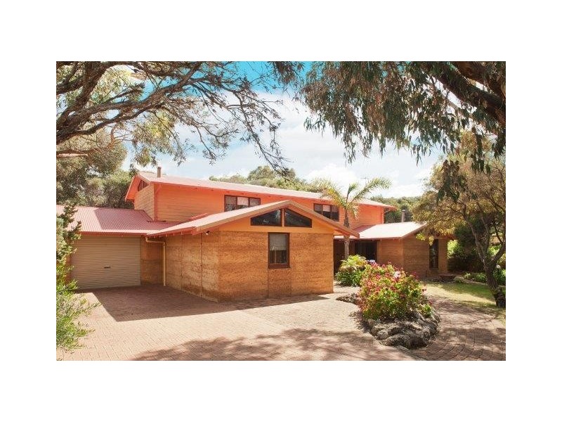 9 Narda Avenue, Prevelly WA 6285