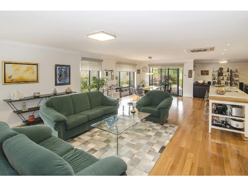 16 Lloyd Loop, Margaret River WA 6285