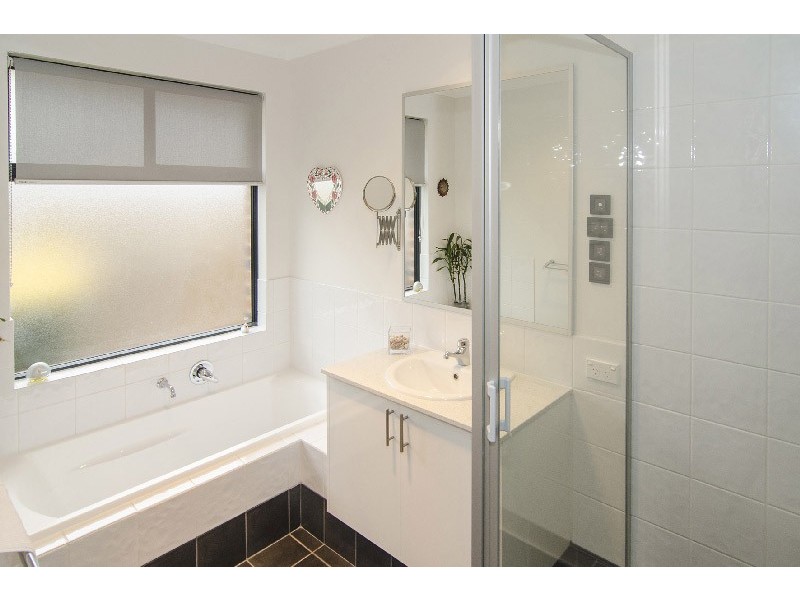 16 Lloyd Loop, Margaret River WA 6285