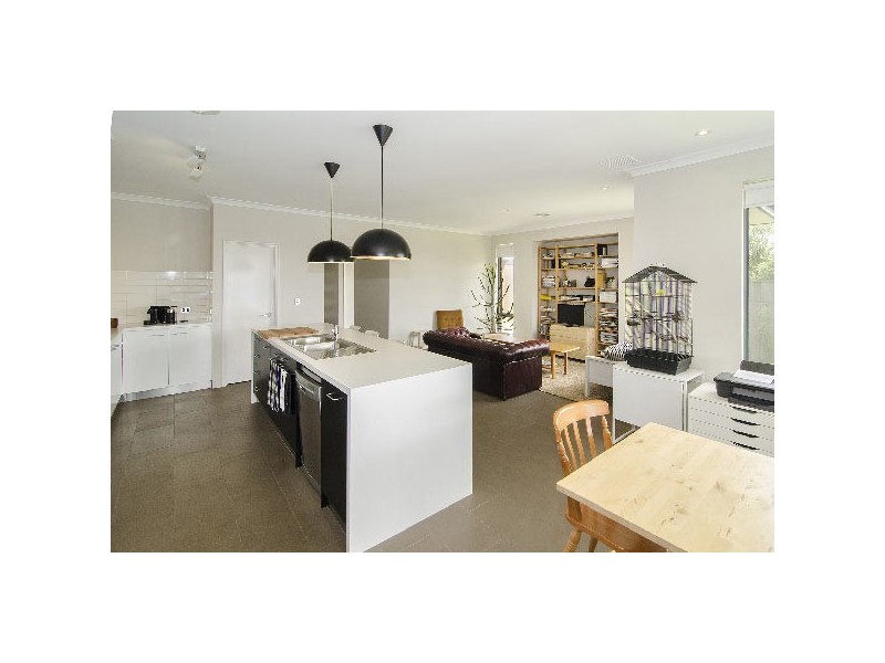 11 Holbrook Street, Margaret River WA 6285