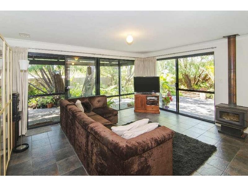 Lot 812, 5 Honeyeater Loop, Margaret River WA 6285