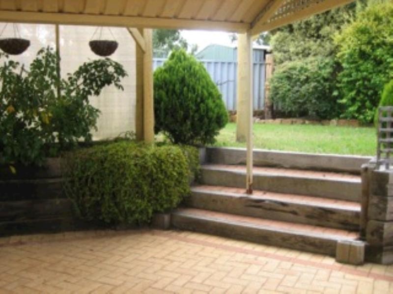 6 Larch Loop, Margaret River WA 6285