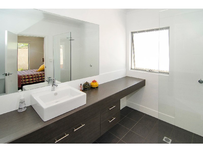 4 Poplar Avenue, Margaret River WA 6285