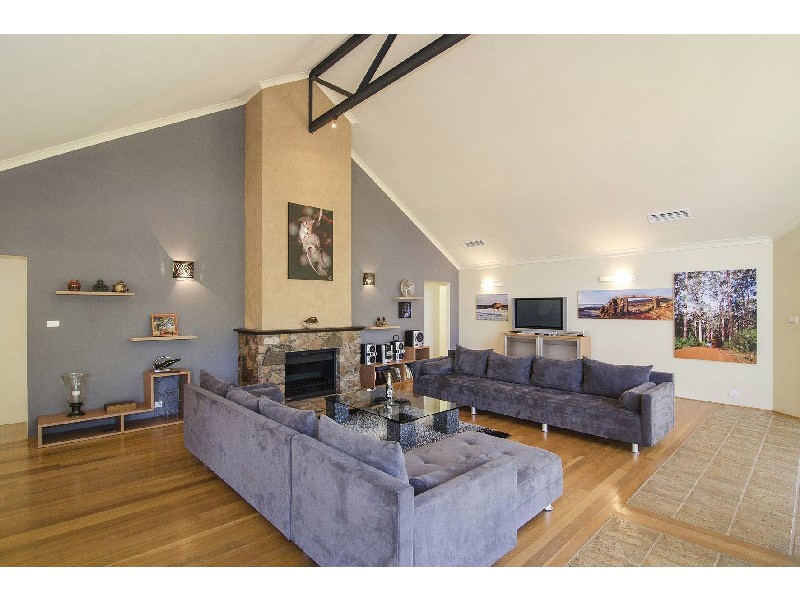 14 East Willmott Avenue, Margaret River WA 6285