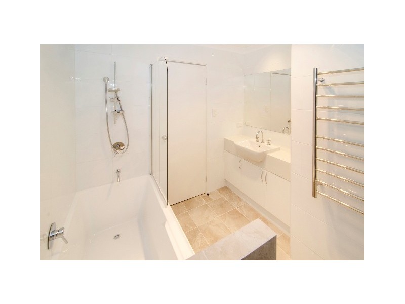 1 Casselton Grove, Margaret River WA 6285