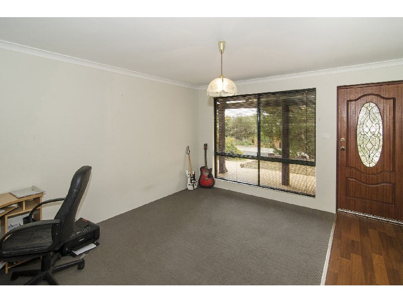 8 Larch Loop, Margaret River WA 6285