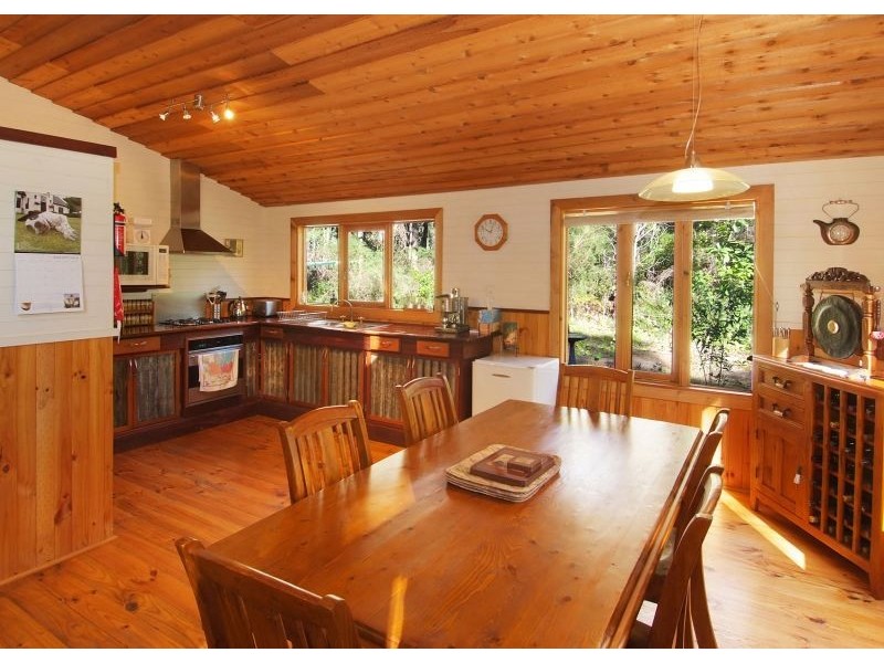 14 Chardonnay Avenue, Margaret River WA 6285