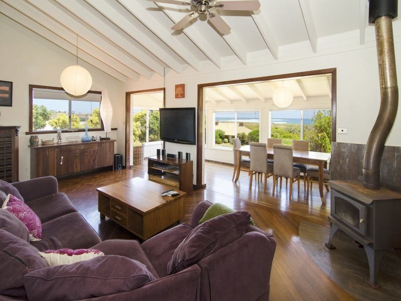 6 Papadakis Avenue, Prevelly WA 6285