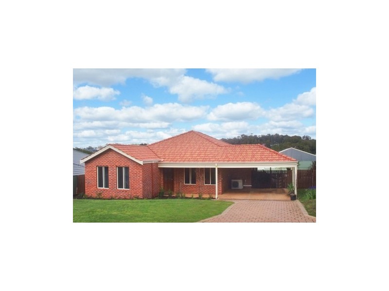 6 Kunzea Loop, Margaret River WA 6285