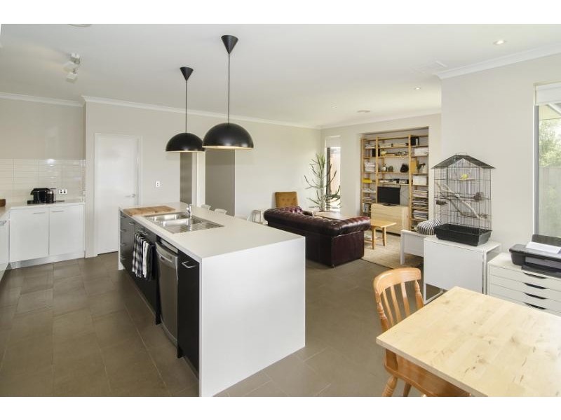 11 Holbrook Street, Margaret River WA 6285