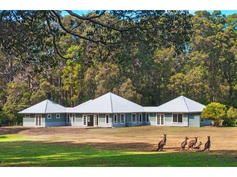 228 Illawarra Avenue, Margaret River WA 6285