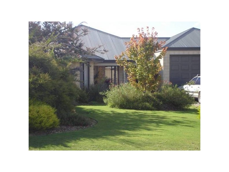 14 Forrest Road East, Margaret River WA 6285