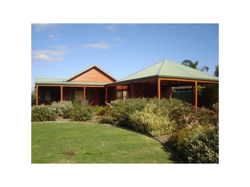 19 Forrest Road, Margaret River WA 6285