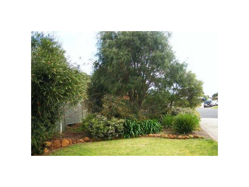 5a Carey Place, Margaret River WA 6285