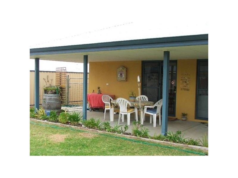 1 Bristlebird Place, Margaret River WA 6285