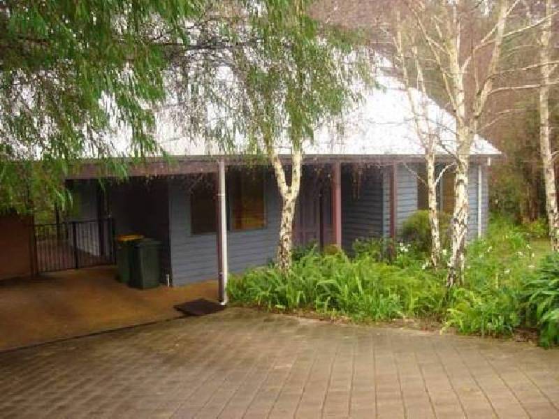 2 Churchill Avenue, Margaret River WA 6285
