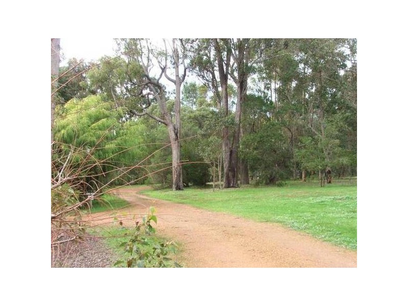 Devon Drive, Margaret River WA 6285