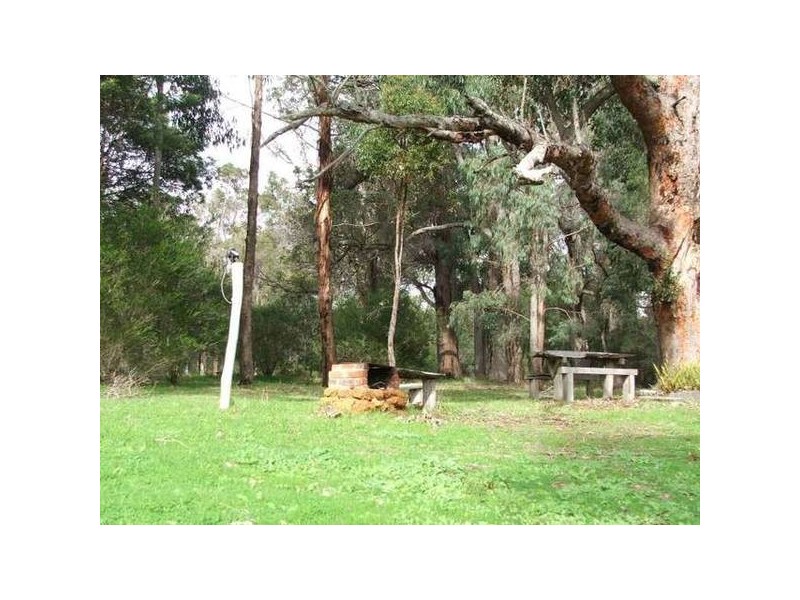 Devon Drive, Margaret River WA 6285