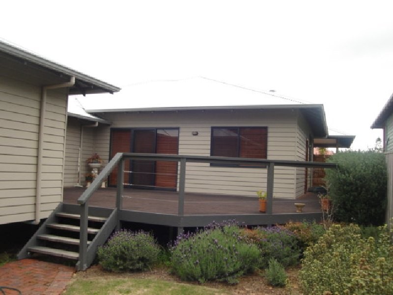 4 Birch Loop, Margaret River WA 6285