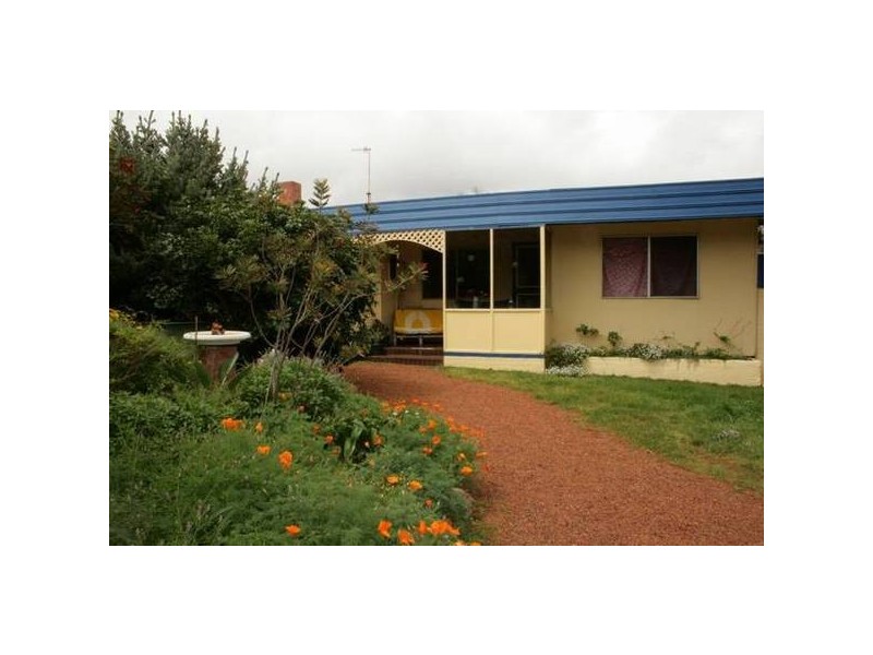 29 Wooredah Crescent, Prevelly WA 6285