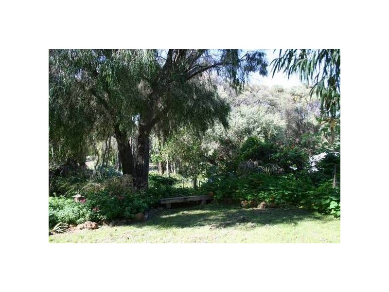 29 Wooredah Crescent, Prevelly WA 6285