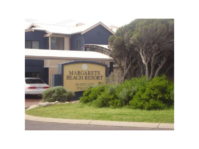 Shop 8/1 Resort Place, Gnarabup WA 6285