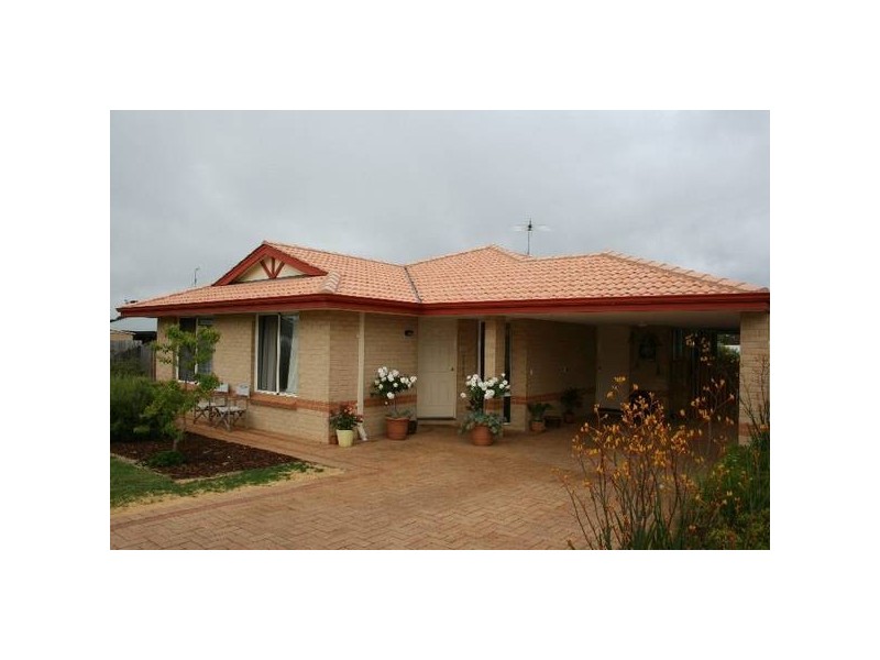 6 Village Green, Margaret River WA 6285