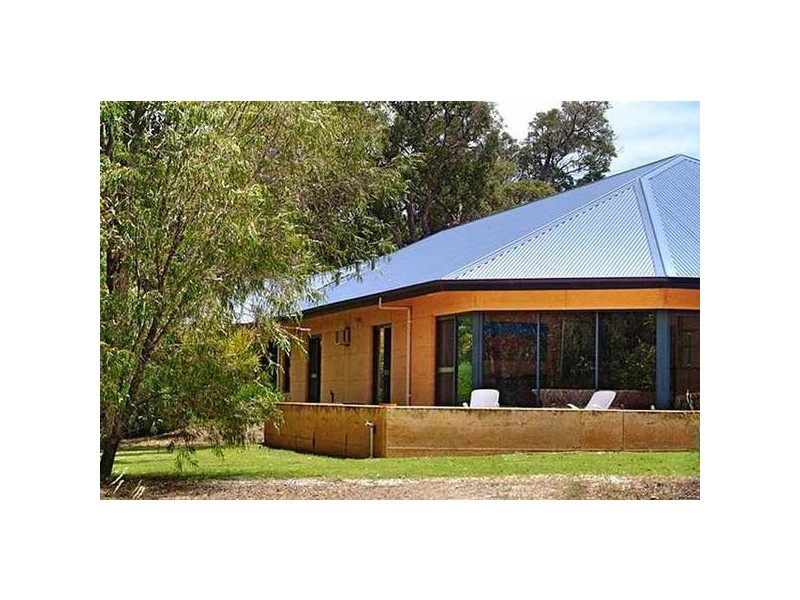 14 Sheridan Road, Margaret River WA 6285