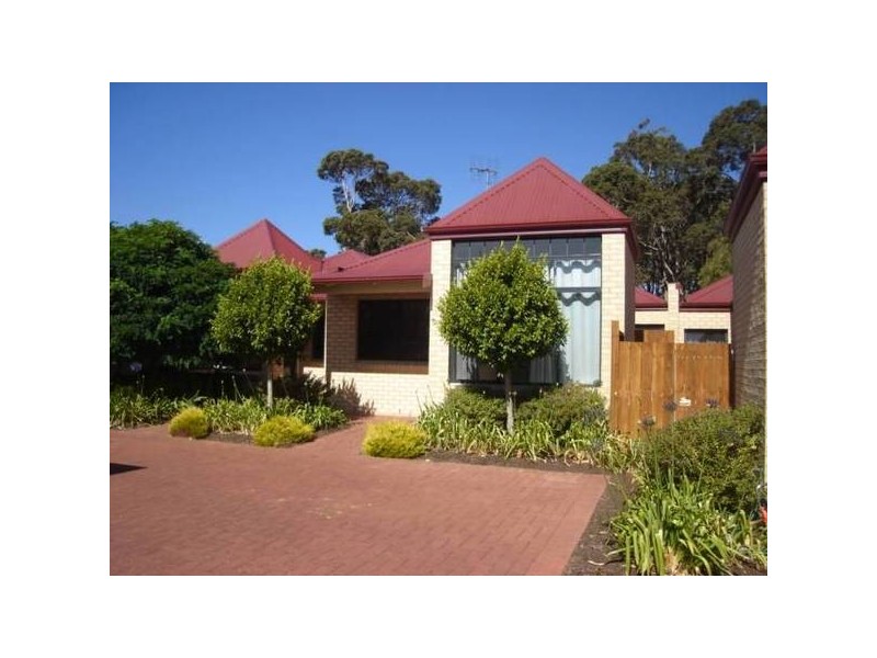 4/7 Station Road, Margaret River WA 6285