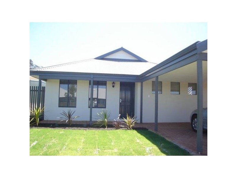 175 Leschenaultia Ave, Margaret River WA 6285