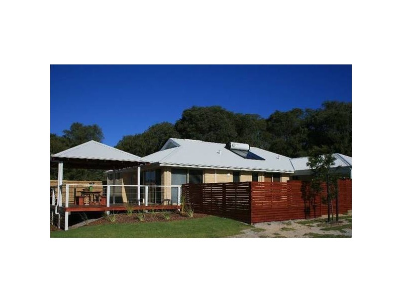 5 Parakeet Rd, Margaret River WA 6285